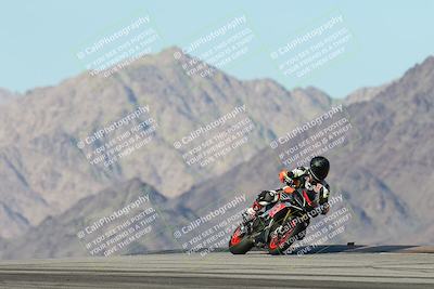 media/Dec-01-2025-Moto Forza (Mon) [[2daa91e15f]]/2-Intermediate Group/Session 4 Turn 9/